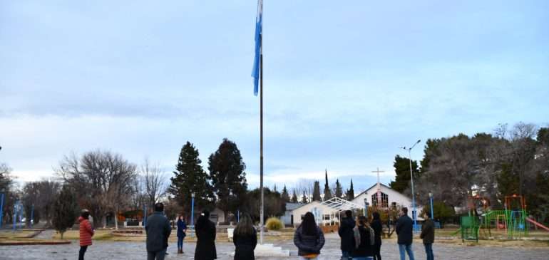 20 DE JUNIO: DÍA DE LA BANDERA